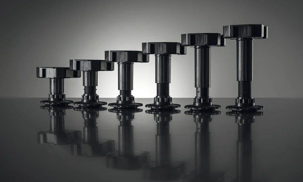Pata regulable Axilo Hafele 100 mm